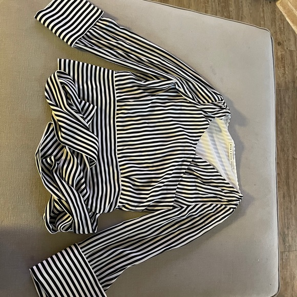 Alice + Olivia Top - Picture 4 of 5